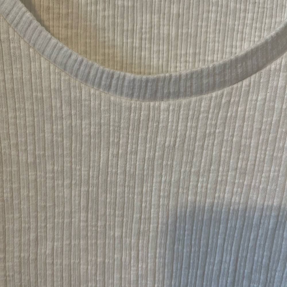 White Ribbed Women's Top - Picture 3 of 3